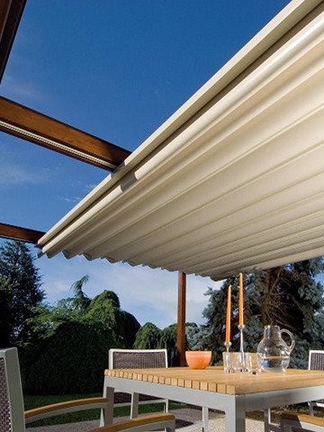 Sistemi oscuranti e ombreggianti per esterni