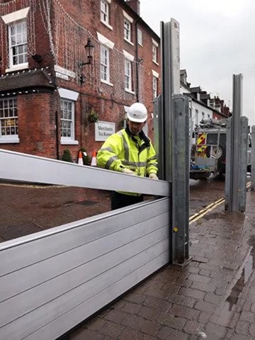 Paratia antiallagamento per protezione ingressi